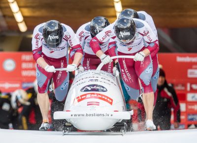 BOBSLEIGH - SKELETON - COUPE DU MONDE - 2014 19.01.2014, Olympiaeisbahn Igls, AUT, Viessmann FIBT Bob und Skeleton Weltcup, 4er Bob Herren, 1. Durchgang, im Bild Oskars Melbardis, Daumants Dreiskens, Arvis Vilkaste und Janis Strenga (LAT) // Oskars Melbardis, Daumants Dreiskens, Arvis Vilkaste und Janis Strenga (LAT) during first run four men Bob at FIBT Viessmann Bobsleigh and Skeleton World Cup at Olympic ice canal, Innsbruck Igls, Austria on 2014/01/19. EXPA Pictures © 2014, PhotoCredit: EXPA/ JFK *** Local Caption ***